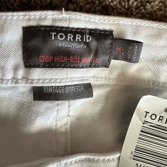 Torrid Crop High Rise Wide Leg Jeans New White Womens Plus Size 26 - Picture 9 of 10